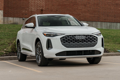 New 2025 Audi Q5 Premium