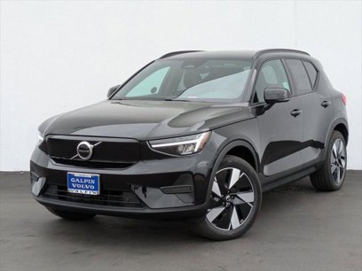 New 2025 Volvo EX40 Core w/ Climate Package