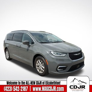 Used 2022 Chrysler Pacifica Touring-L