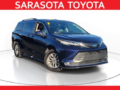 Used 2022 Toyota Sienna XLE