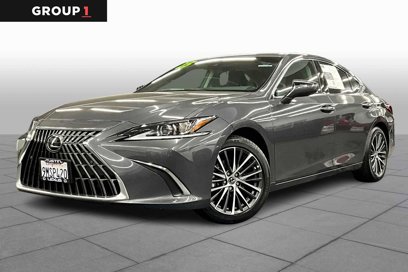 Used 2025 Lexus ES 300h w/ Premium Package