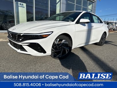 New 2025 Hyundai Elantra SEL