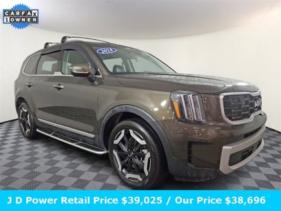 Used 2024 Kia Telluride S w/ S Sunroof Package