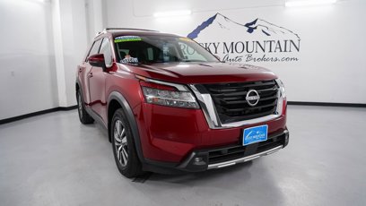 Used 2022 Nissan Pathfinder SL