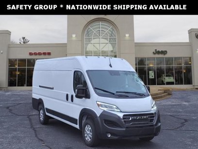 New 2025 RAM ProMaster 3500 w/ Premium Convenience Group