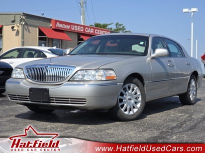 Used 2007 Lincoln Town Car Signature