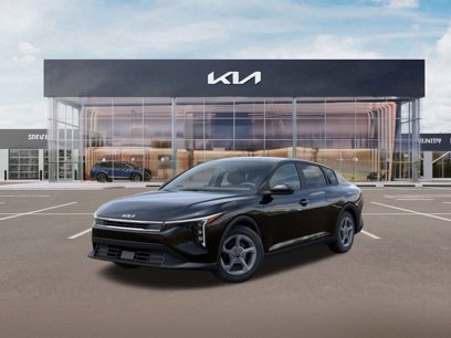 New 2025 Kia K4 LXS