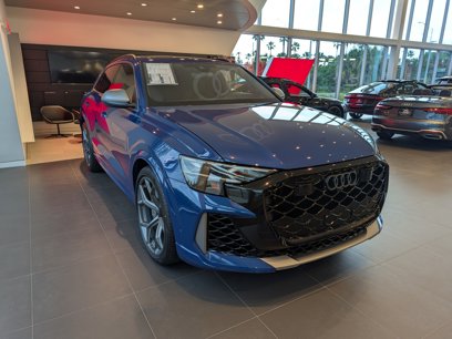 New 2025 Audi RS Q8 performance