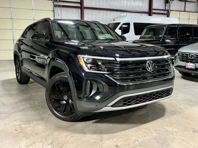 Used 2025 Volkswagen Atlas Cross Sport SE