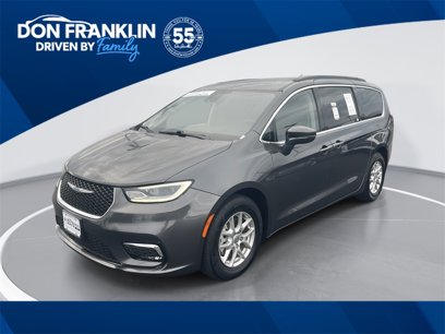 Used 2022 Chrysler Pacifica Touring-L