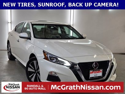 Certified 2022 Nissan Altima 2.5 SV w/ SV Premium Package
