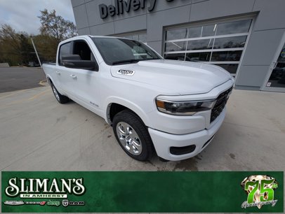 New 2025 RAM 1500 4x4 Crew Cab