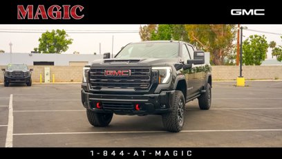 New 2025 GMC Sierra 2500 AT4X