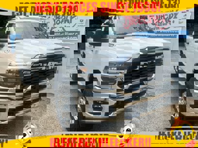 New 2025 RAM 2500 Tradesman w/ Chrome Appearance Group