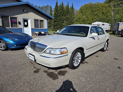 Used 2006 Lincoln Town Car Signature