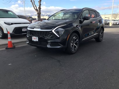 New 2025 Kia Sportage EX w/ Premium Package