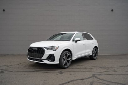New 2024 Audi Q3 2.0T Premium Plus