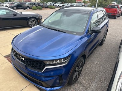 Used 2023 Kia Sorento S w/ Panoramic Sunroof Package