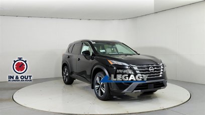 New 2025 Nissan Rogue SL