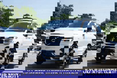 New 2025 Volvo XC60 T8 Core w/ Protection Package Premier