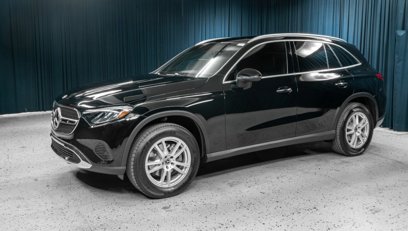 New 2025 Mercedes-Benz GLC 300