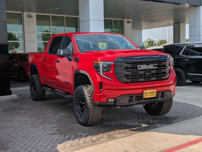 New 2025 GMC Sierra 1500 Elevation w/ Elevation Premium Package