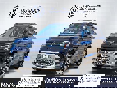 New 2025 Volkswagen Taos SE