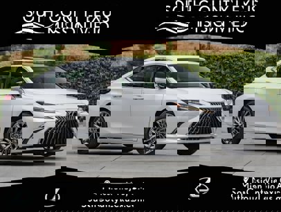 New 2025 Lexus ES 300h w/ Luxury Package