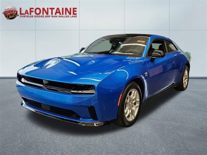 New 2025 Dodge Charger R/T w/ Sun & Sound Package