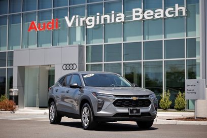 Used 2024 Chevrolet Trax LS w/ Driver Confidence Package