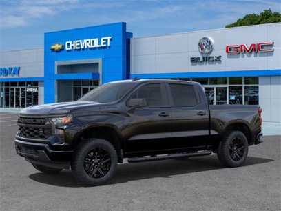 New 2025 Chevrolet Silverado 1500 Custom w/ Turbomax Blackout Package