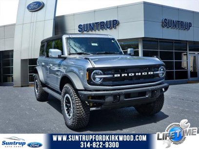 New 2024 Ford Bronco Outer Banks w/ Sasquatch Package