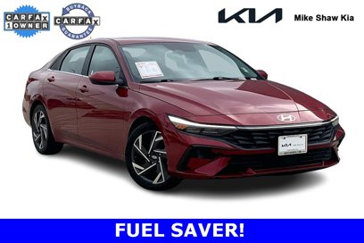 Used 2024 Hyundai Elantra SEL w/ Convenience Package