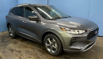 New 2024 Ford Escape ST-Line w/ Tech Pack #1
