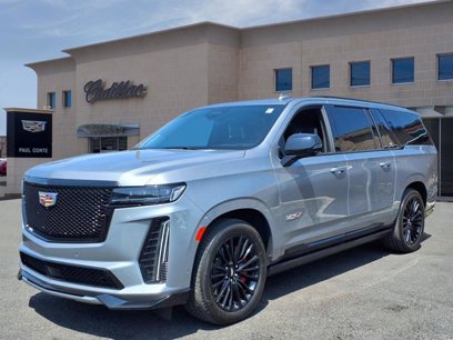 Used 2023 Cadillac Escalade ESV V