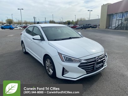 Used 2020 Hyundai Elantra SEL w/ Cargo Package (C1)