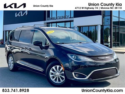 Used 2019 Chrysler Pacifica Touring-L