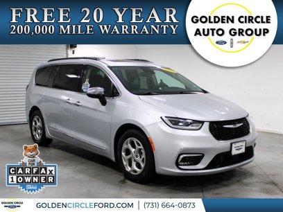 Used 2023 Chrysler Pacifica Limited