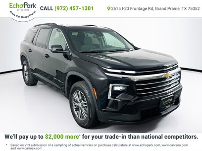Used 2024 Chevrolet Traverse LT