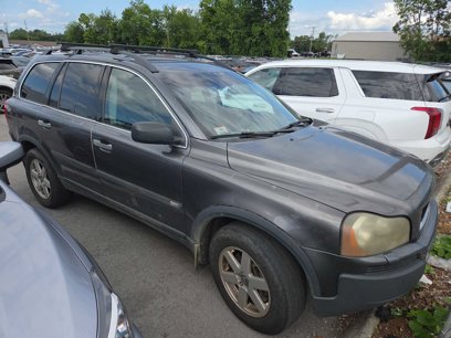 Used 2005 Volvo XC90 2.5T
