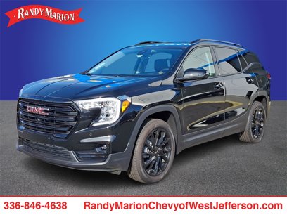 New 2024 GMC Terrain SLT w/ Infotainment Package II