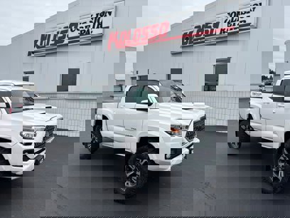 Used 2018 Toyota Tacoma TRD Sport