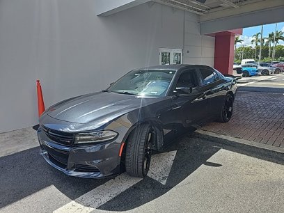 Used 2018 Dodge Charger SXT w/ Blacktop Package