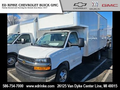 New 2024 Chevrolet Express 4500 w/ Power Convenience Package