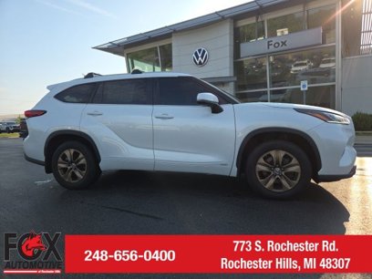 Used 2023 Toyota Highlander Bronze Edition