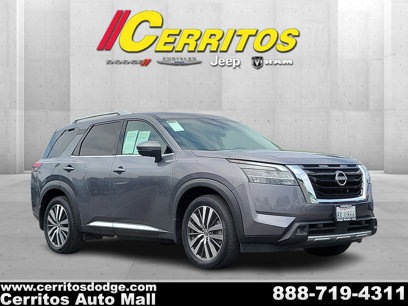 Used 2022 Nissan Pathfinder Platinum w/ Cargo Package