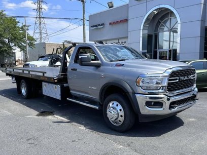 New 2024 RAM 5500 SLT w/ Quick Order Package 2YG SLT