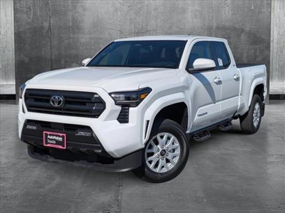 New 2025 Toyota Tacoma SR5