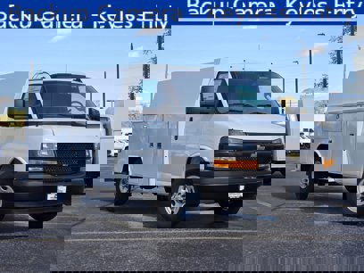 New 2024 Chevrolet Express 3500 w/ Power Convenience Package