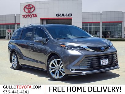 Certified 2024 Toyota Sienna Platinum
